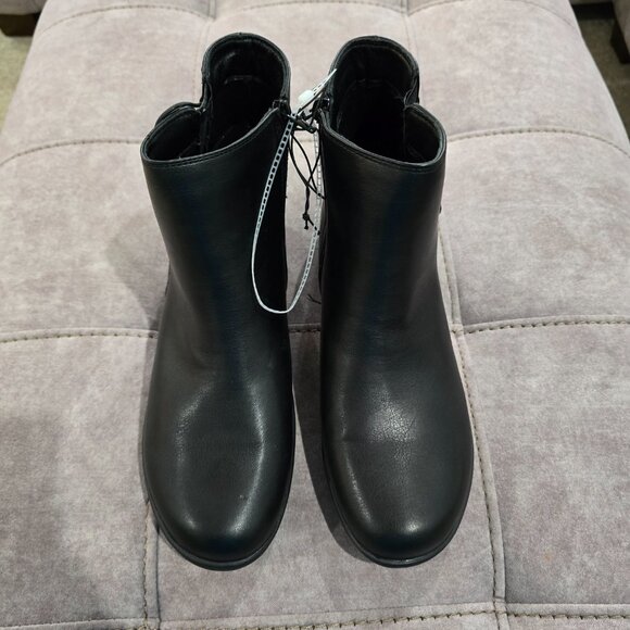 NEW Flex Step Tallie Ankle Booties Size 11M - Picture 2 of 8